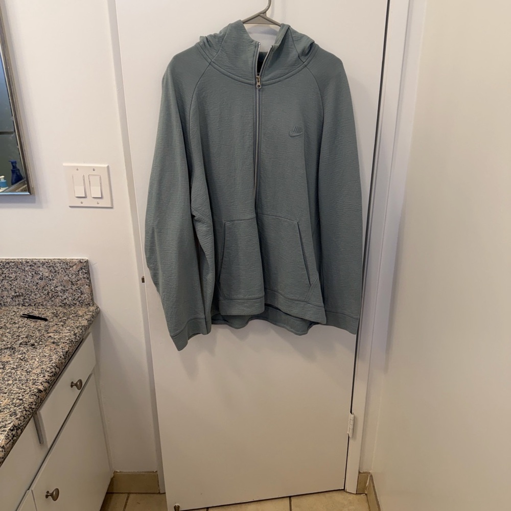 Nike Light Green Zip-Up Hoodie - Picture 2 of 4
